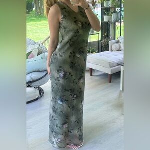 Vintage dark green floral dress